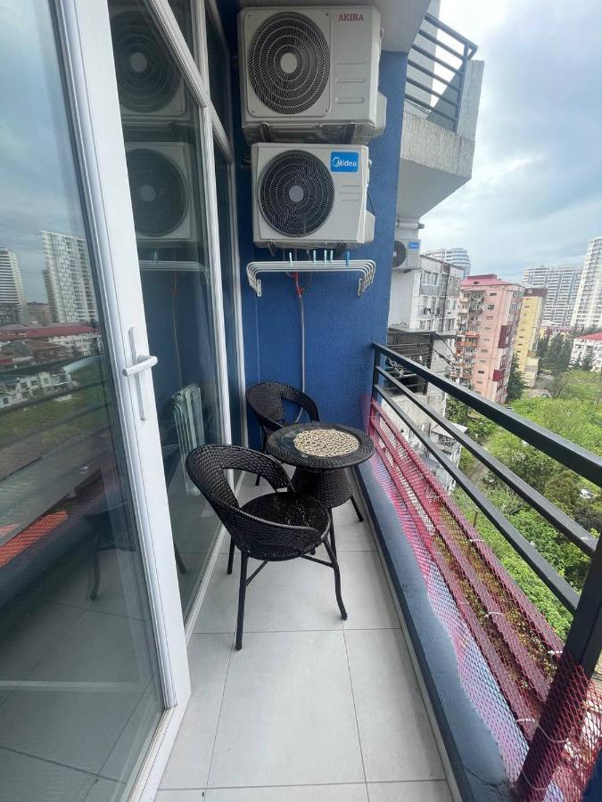"Студия 24" - Посуточно И Помесячно Batumi Exterior photo